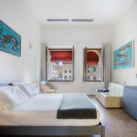 Urbanicooh Paracelso - Piazza Maggiore View Апартаменты